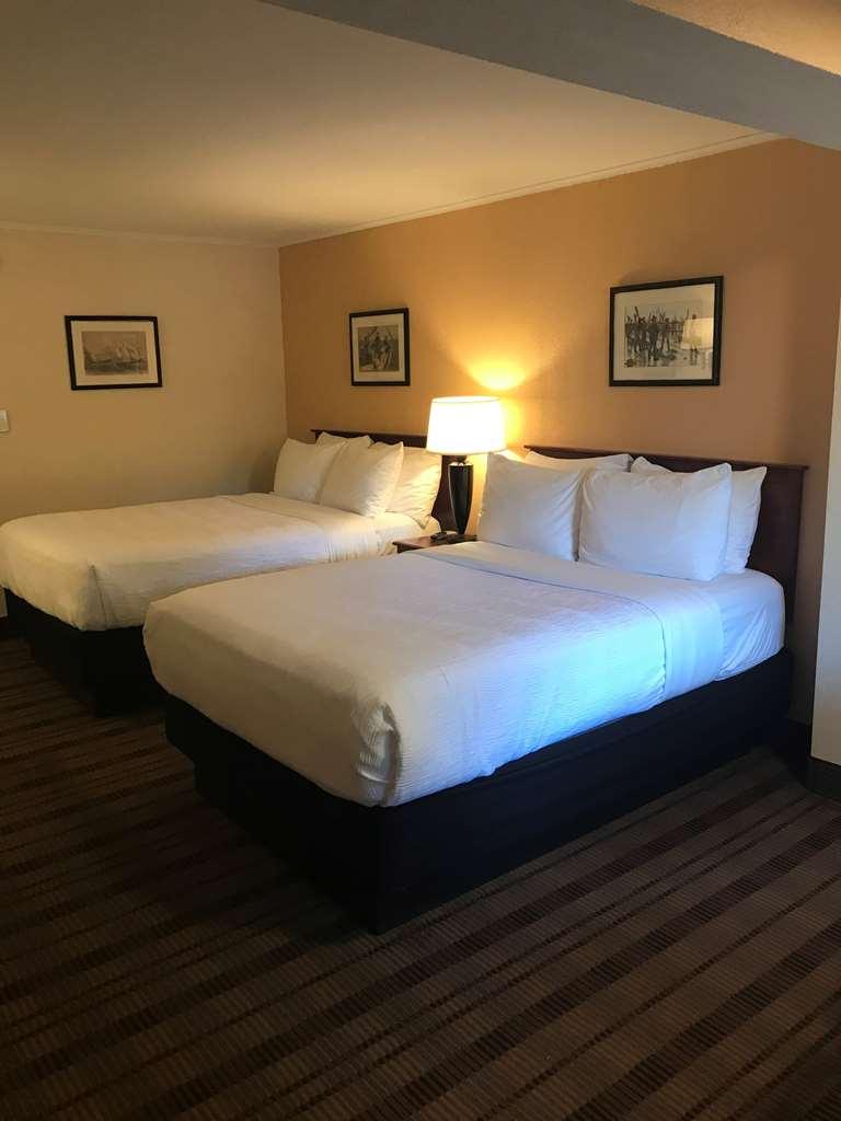 Hotel Surestay By Western 3*