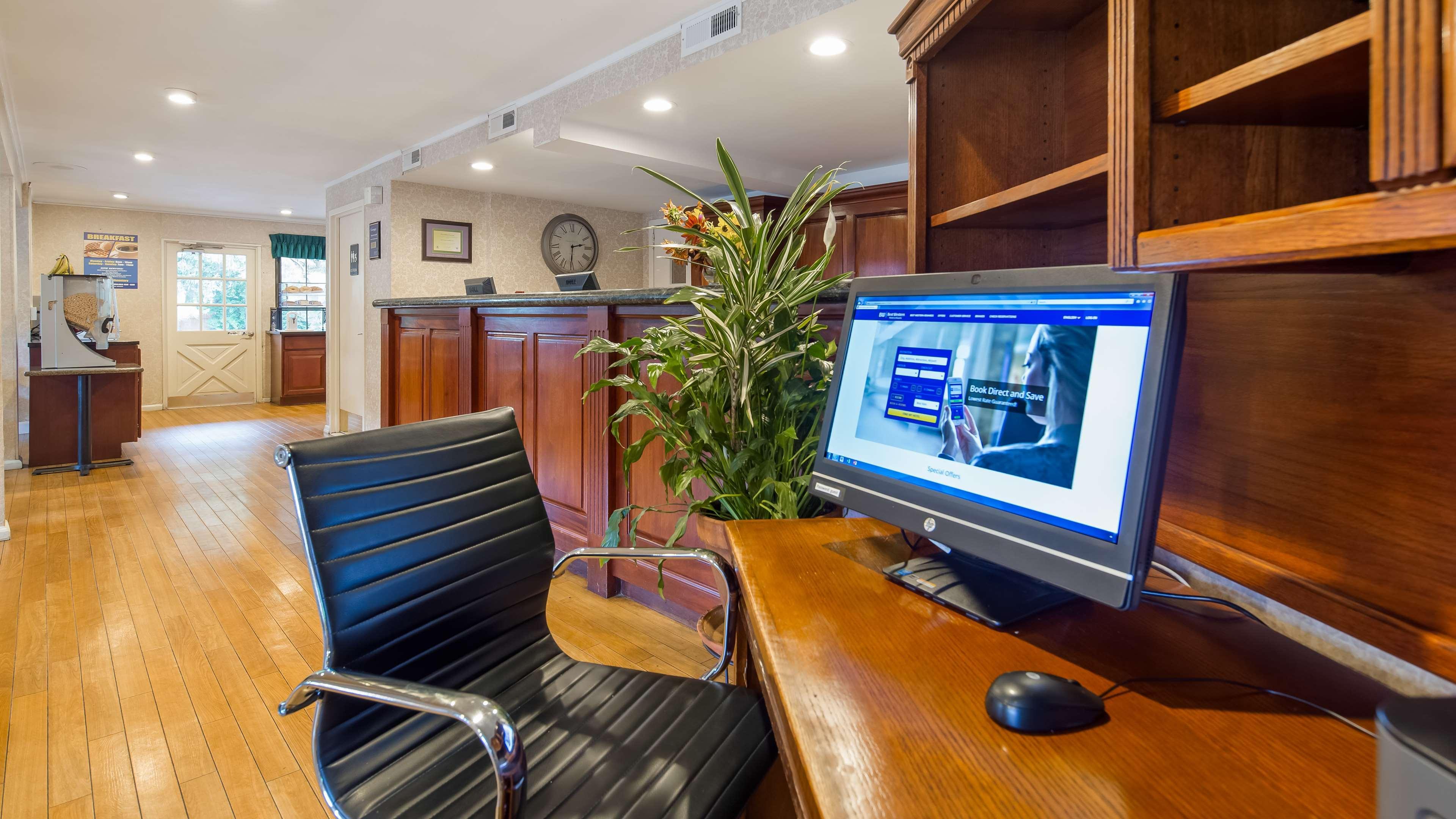 Hotel Surestay By Western