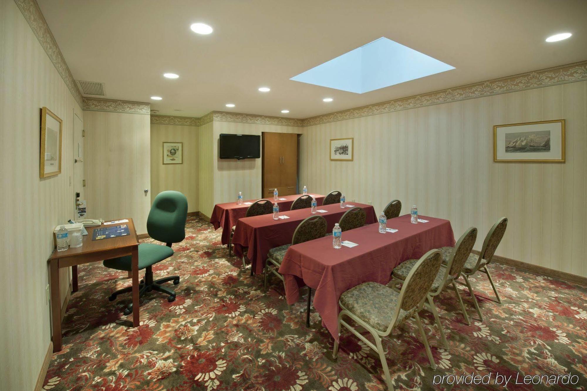 Hotel Surestay By Western